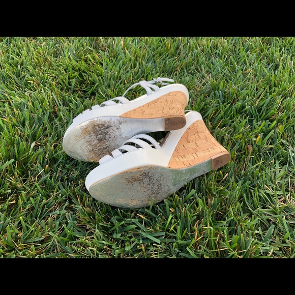 Charles David Strappy Platform Cork Wedge Sandals - Picture 4 of 5